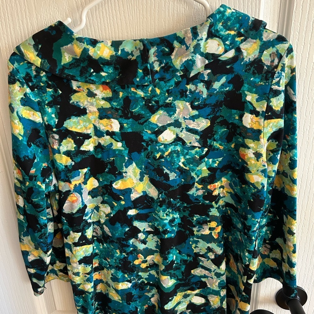 Rafaella Multicolor Abstract Top - Picture 4 of 4